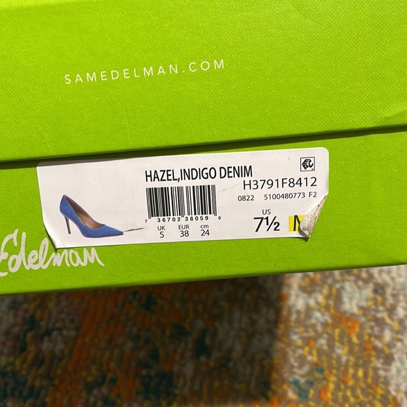 Heels - Picture 3 of 4